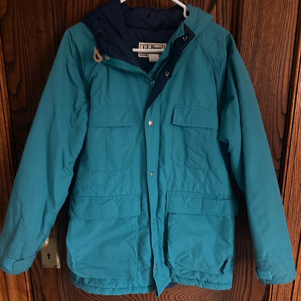 Vintage 80s-90s LL Bean Women’s Baxter State Parka Winter Coat (size medium)